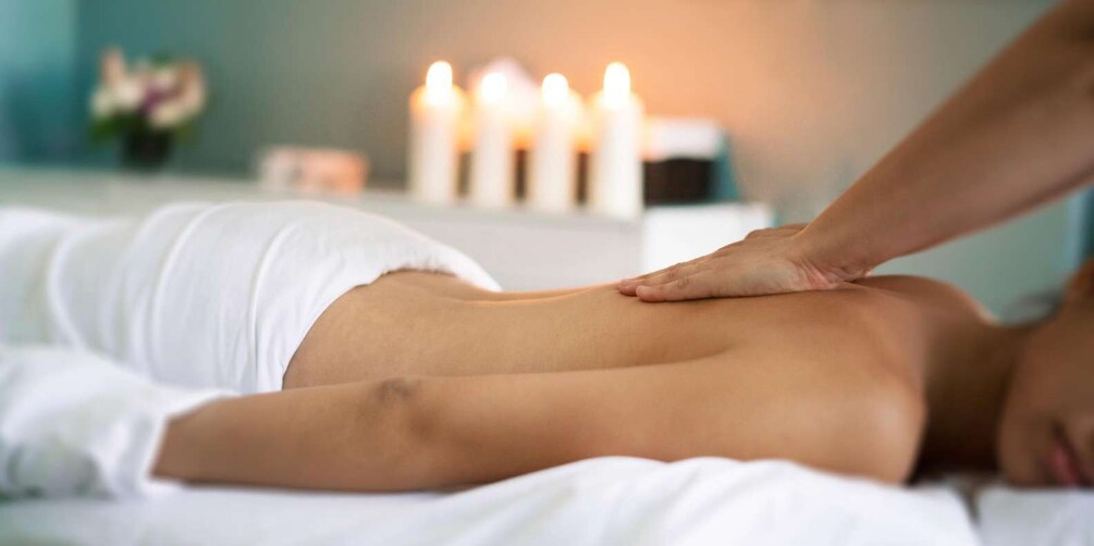 Lecce: massaggi olistici per il benessere femminile