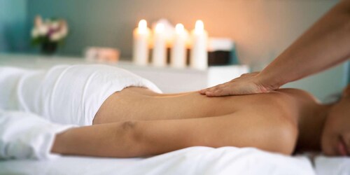 Lecce: massaggi olistici per il benessere femminile