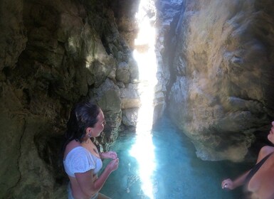 Dubrovnik: Blue & Green Caves Private Boat Tour with Drinks