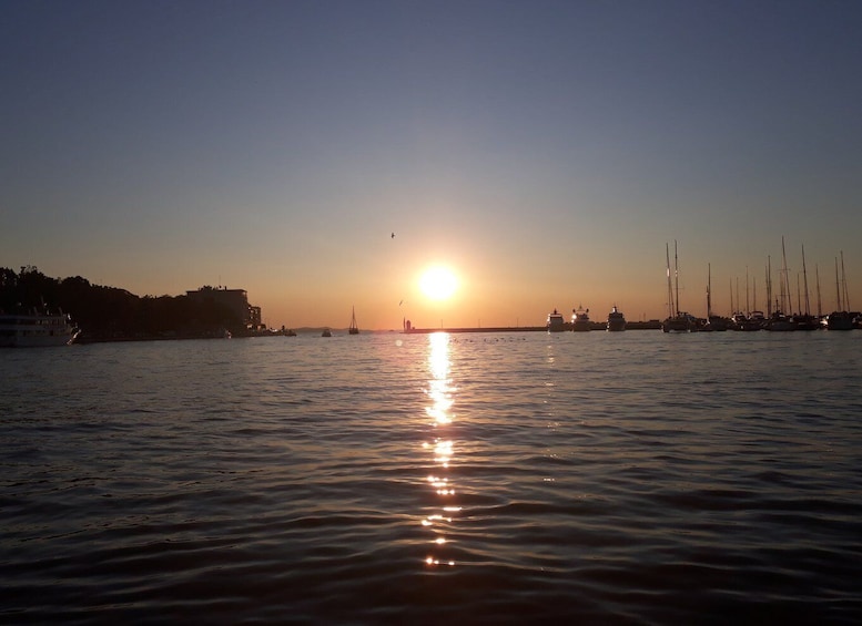 Zadar: Sunset Boat Tour