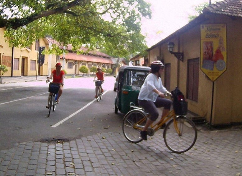 Picture 1 for Activity From Galle: Exclusive Village & Lagoon Cycling Tour in Galle