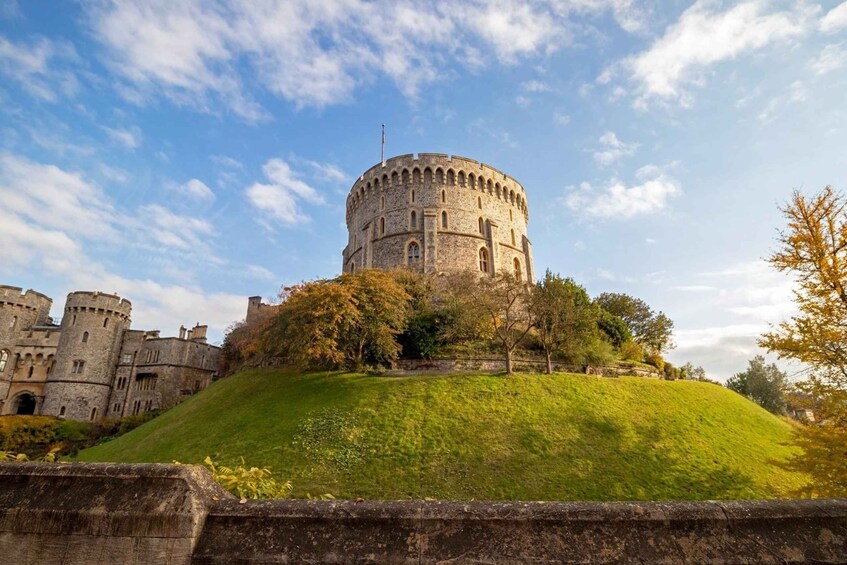Picture 1 for Activity From London: Windsor Castle Full Day Guided Tour By Train