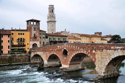 Tur Jalan Kaki Pribadi di Verona