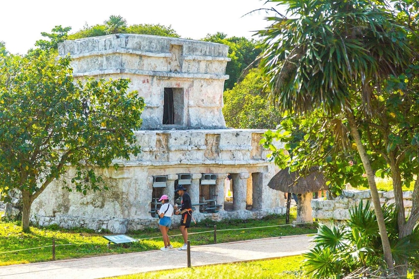 Riviera Maya: Tulum Ruins, Sea Turtles & Cenote Day Tour