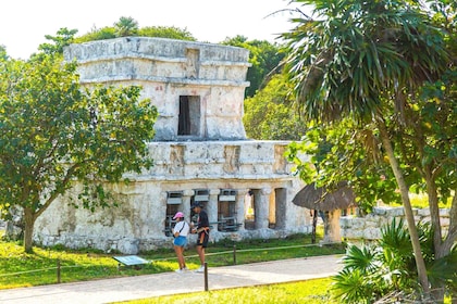 Riviera Maya: Tulum Ruins, Sea Turtles & Cenote Day Tour