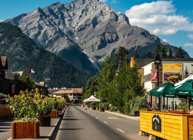 Picture 4 for Activity Between Banff & Calgary: a Smartphone Audio Driving Tour