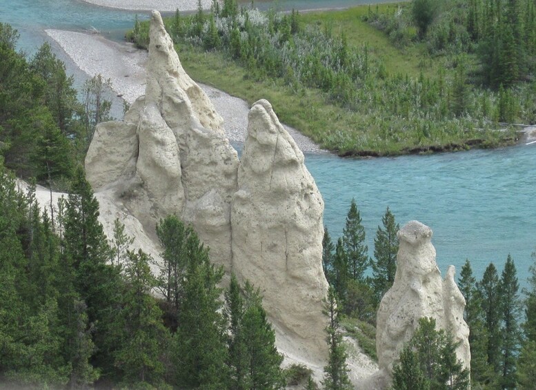 Picture 5 for Activity Between Banff & Calgary: a Smartphone Audio Driving Tour