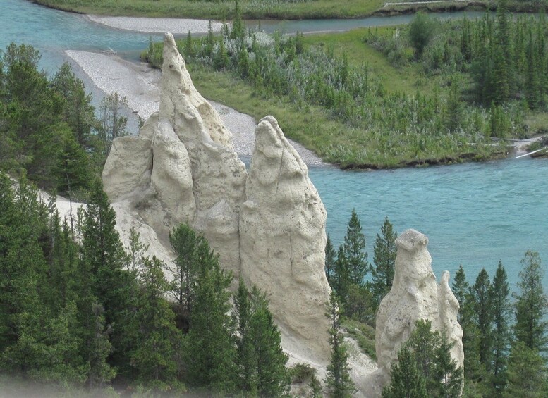 Picture 5 for Activity Between Banff & Calgary: a Smartphone Audio Driving Tour