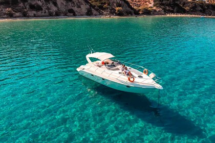 Depuis Agios Nikolaos : Yacht privé en Crète croisière et plongée en apnée