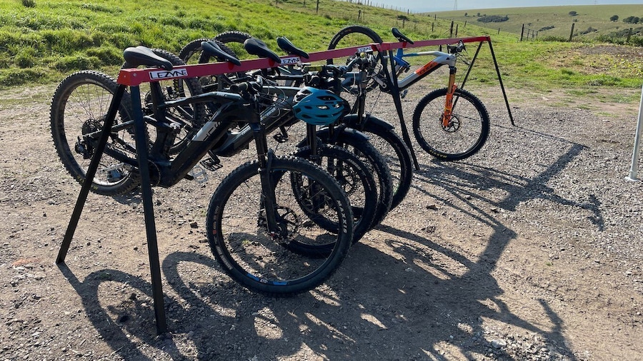 Brighton: Electric Mountain Bike Rental