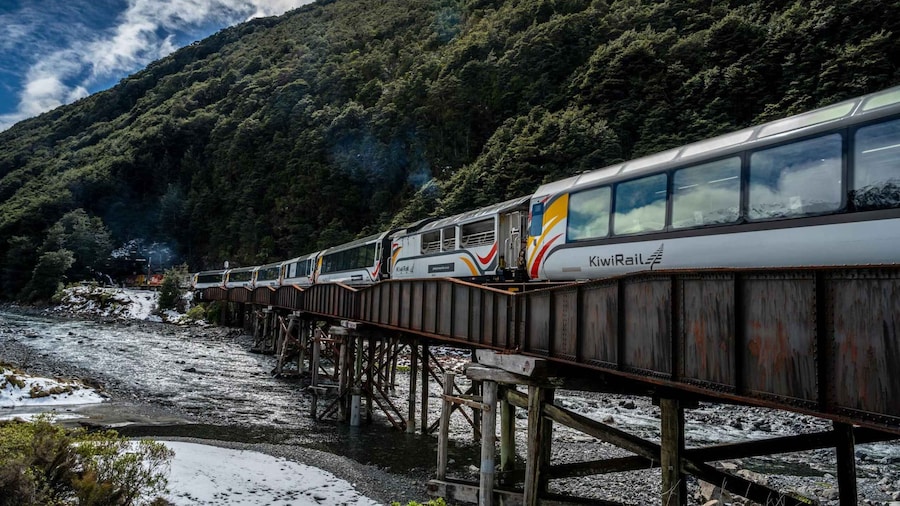 From Christchurch: Arthur's Pass and Tranzalpine Day Tour