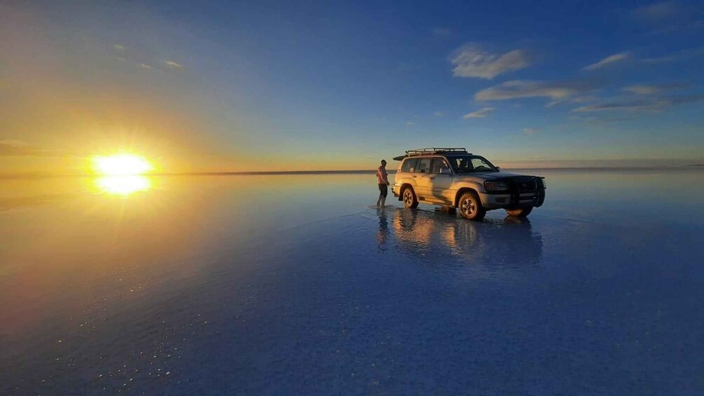 Picture 1 for Activity From Atacama: Uyuni tour by bus (Round trip)