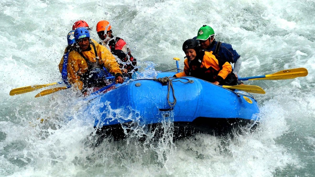 Picture 1 for Activity White Water River Rafting - 1 Day