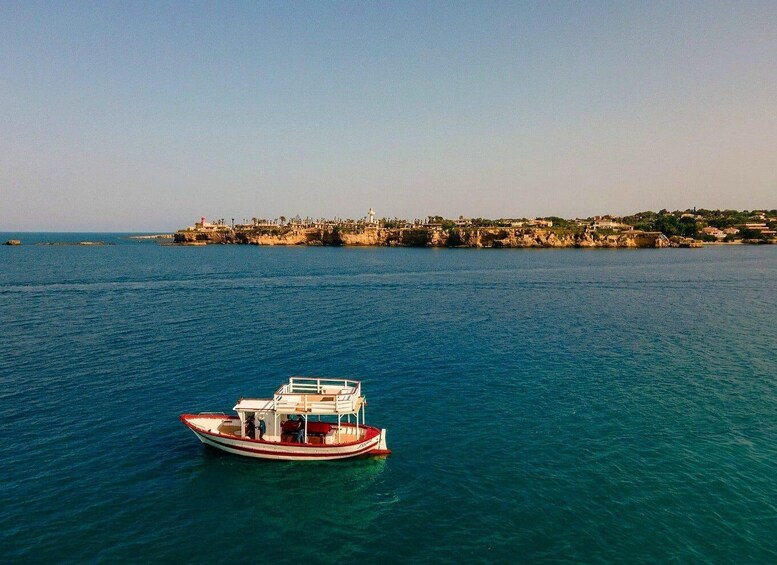 Picture 6 for Activity Island of Ortigia: Sunset Boat Tour with Aperitif