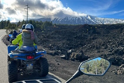 從莫塔卡瑪斯特拉出發：埃特納火山和阿爾坎塔拉峽谷四人車遊覽