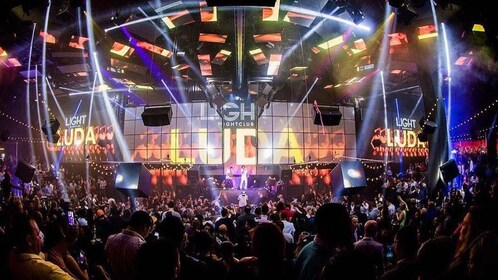 Las Vegas: Skip-the-Line VIP Nightclub Crawl