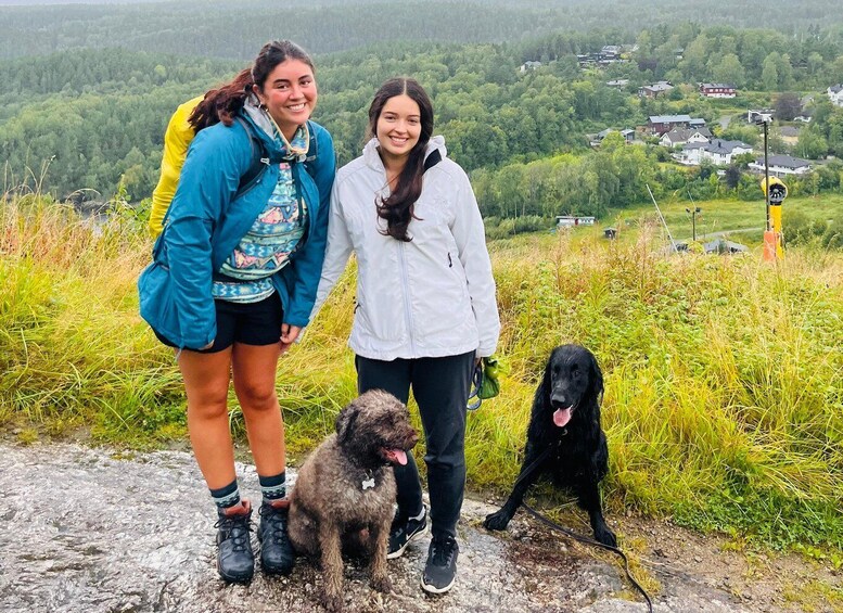 Picture 1 for Activity Oslo: Scenic Hike & Norwegian Waffles with Local Guide & Dog