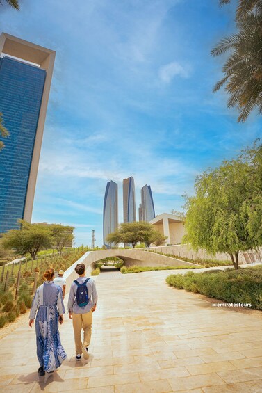 Picture 2 for Activity Abu Dhabi: 3-Hour Layover Sightseeing Tour