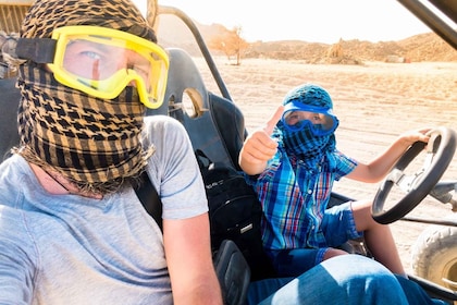Hurghada: Jeep and quad bike Quad with Dinner & Desert Fire Show