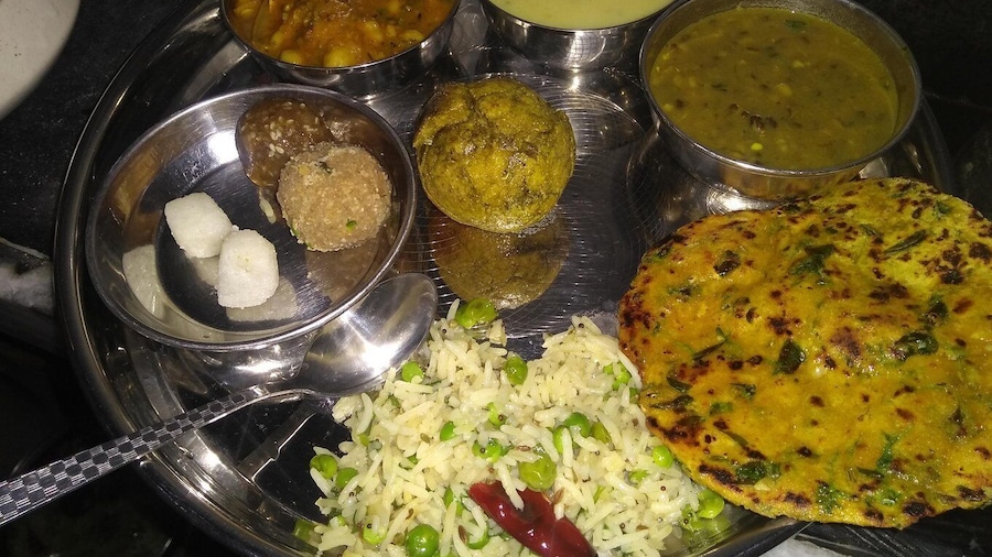 Private Traditional Dinner with an Indian Family in Udaipur