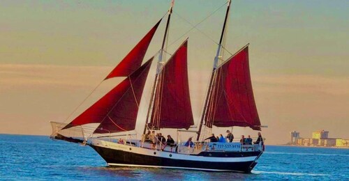 Treasure Island, FL: Suncoast Sailing Day & Sunset Cruise