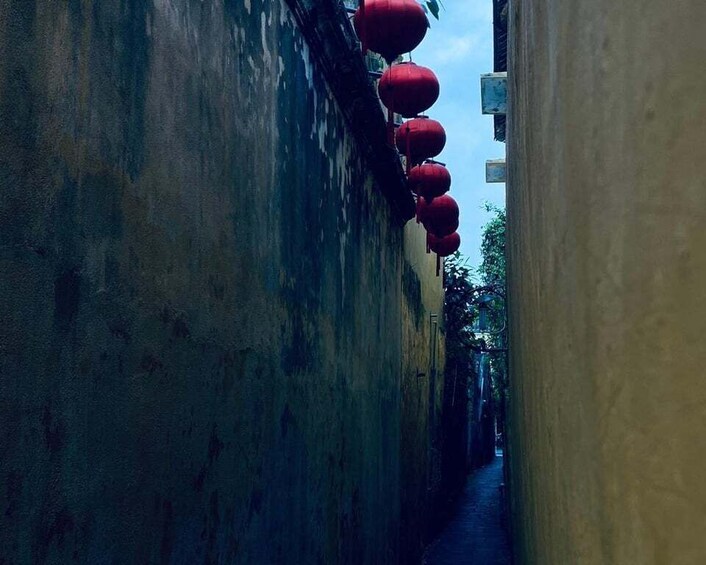 Picture 6 for Activity Hoi An Ghosts, Death, Mystery Unveiled