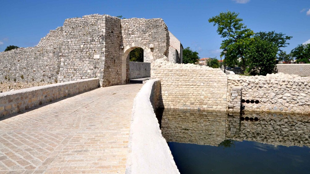 Picture 6 for Activity From Zadar: Sightseeing trip to historic Nin with return