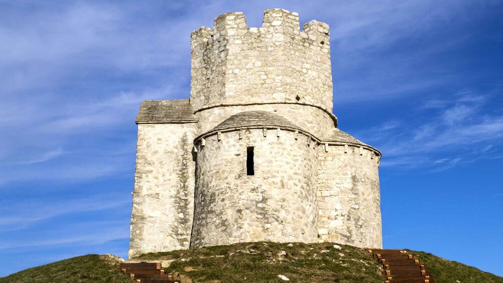 From Zadar: Sightseeing trip to historic Nin with return