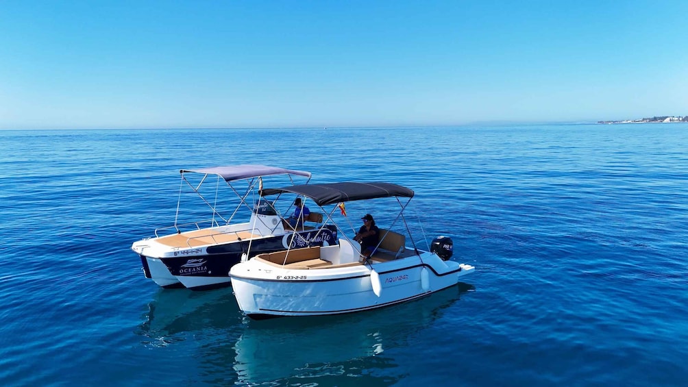 Malaga: 5-Seater Speedboat Boat Rental Without a License