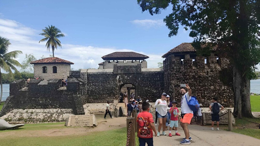 Picture 1 for Activity From Guatemala El Castillo de San Felipe in one day.