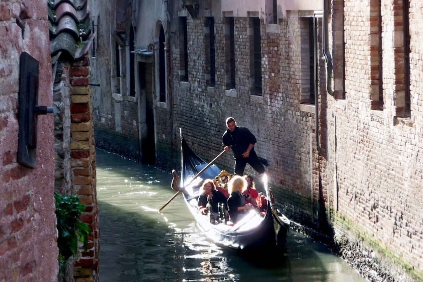 Picture 4 for Activity Venice: Grand Canal Private 30-Minute Gondola Ride