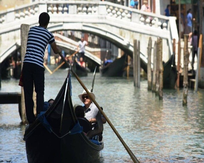 Picture 2 for Activity Venice: Grand Canal Private 30-Minute Gondola Ride