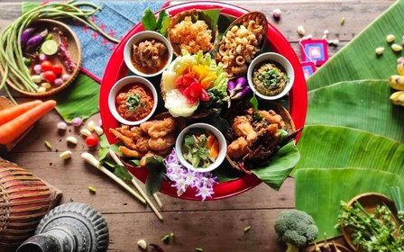 Chiang Mai: Khantoke Diner met traditionele voorstelling