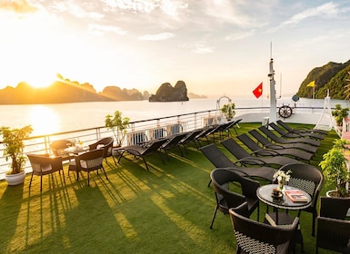 From Hanoi: Halong Bay Cruise with Kayaking and Lunch Buffet