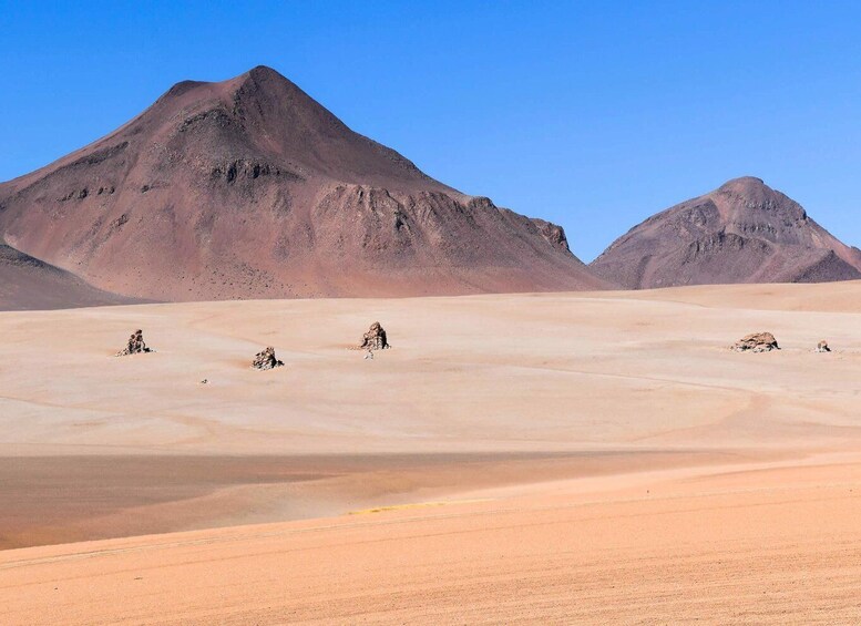 Picture 7 for Activity From San Pedro de Atacama: Uyuni Salt Flat 3-Days