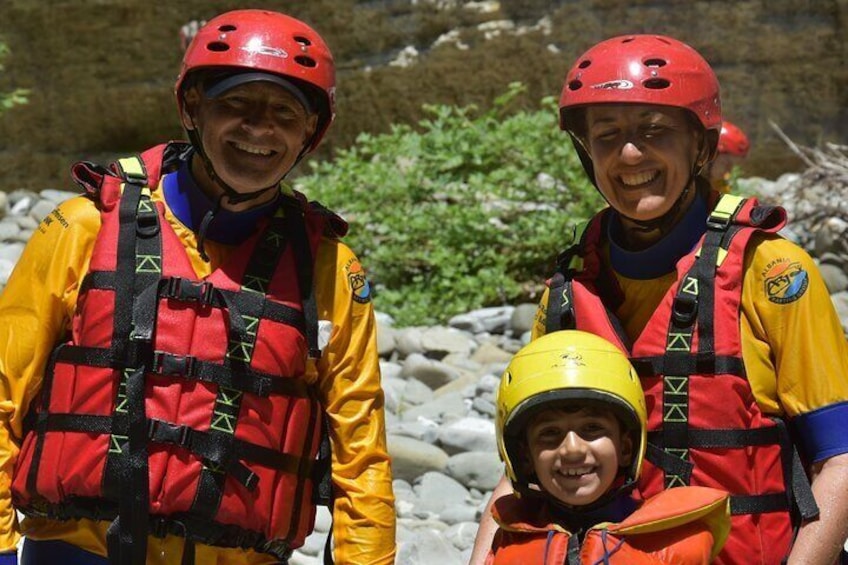 Berat Tour River Hiking Osumi Canyons Exploration, Albania Adventure Tours (ARG)