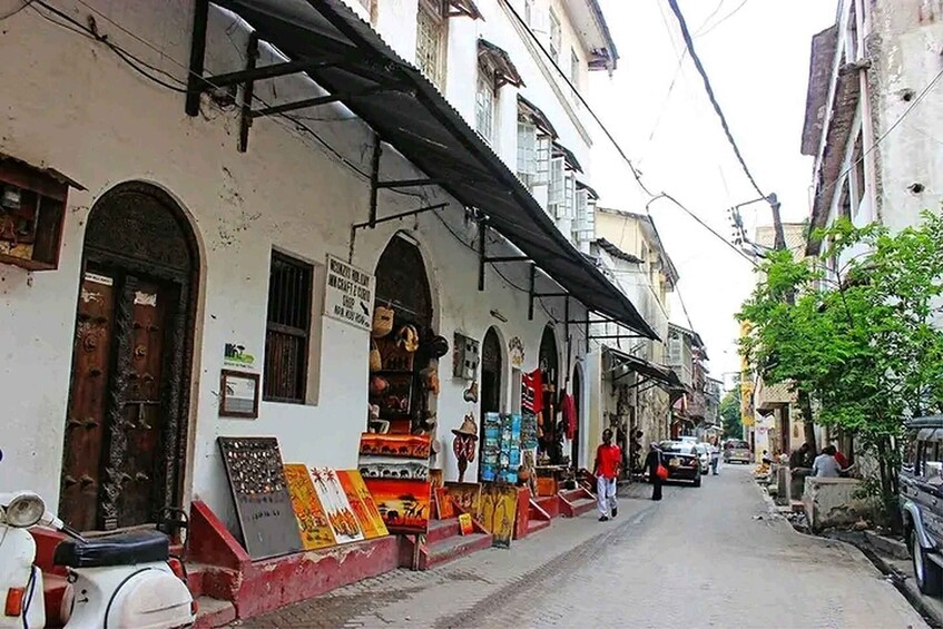 Picture 3 for Activity Sneaky Feet Mombasa City Walking Tour & Street Food Tasting