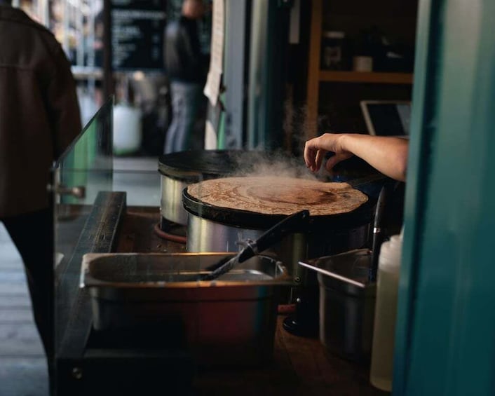 Nantes Traditional Food Group Walking Tour