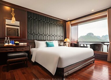 Hanoi: 2 päivän Halong & Lan Ha Bay 5 tähden risteily parvekkeella