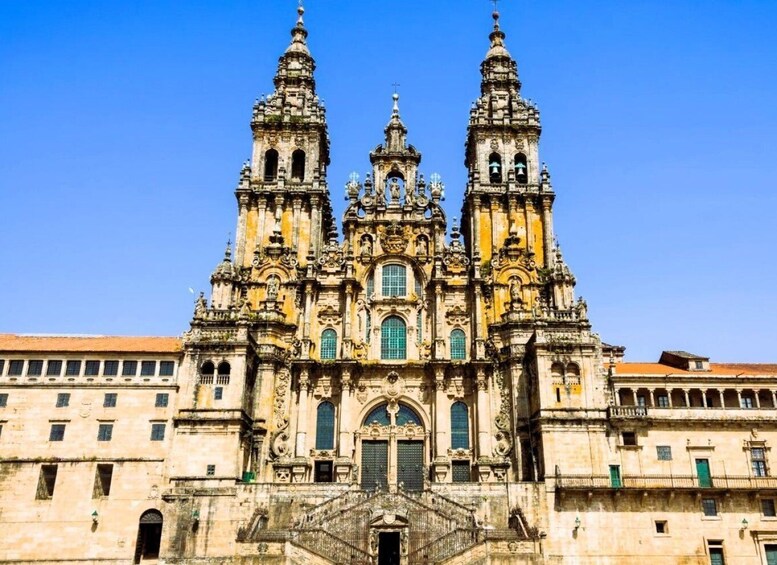 Santiago de Compostela and Lady of Fátima on a private trip