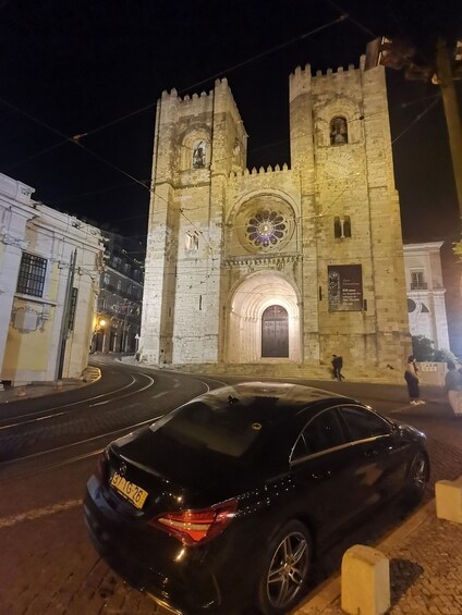 Picture 8 for Activity Lisbon: Full Night Tailor Made Private Tour with Your Guide