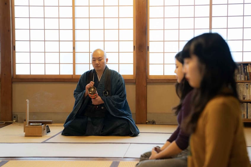 Tokyo: Zen Meditation at a Private Temple with a Monk