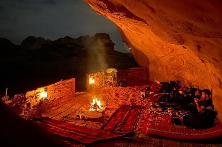 Wadi Rum Cave Camping and Jeep Tour 