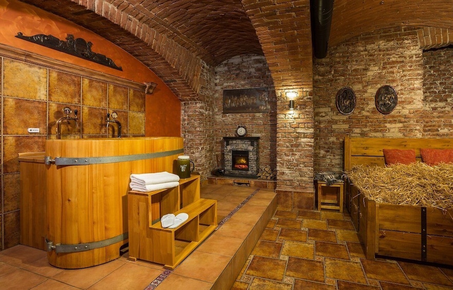 Picture 2 for Activity Prague: Private Beer and Wine Spa Experience with Drinks