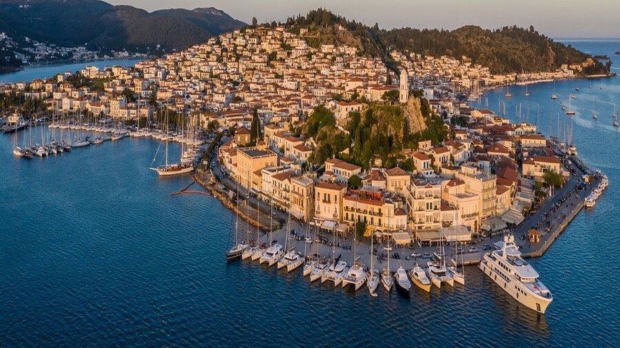 Athens: Ferry Boat Ticket to/from Poros Island