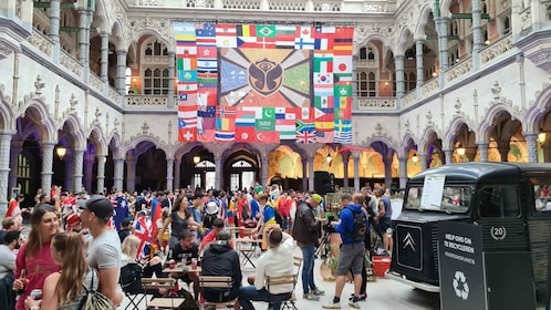 Antwerp: walking through history