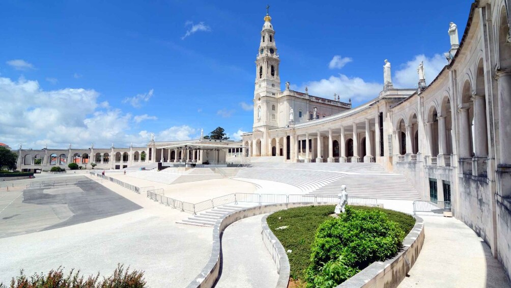 Picture 1 for Activity Private 6-hour tour of Fatima from Porto with Hotel pick up
