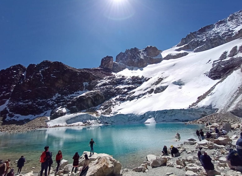 La Paz: Charquini Mountain Guided Hike