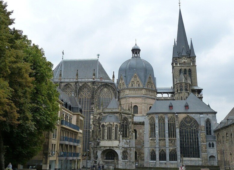 Aachen: Private Walking Tour With A Professional Guide