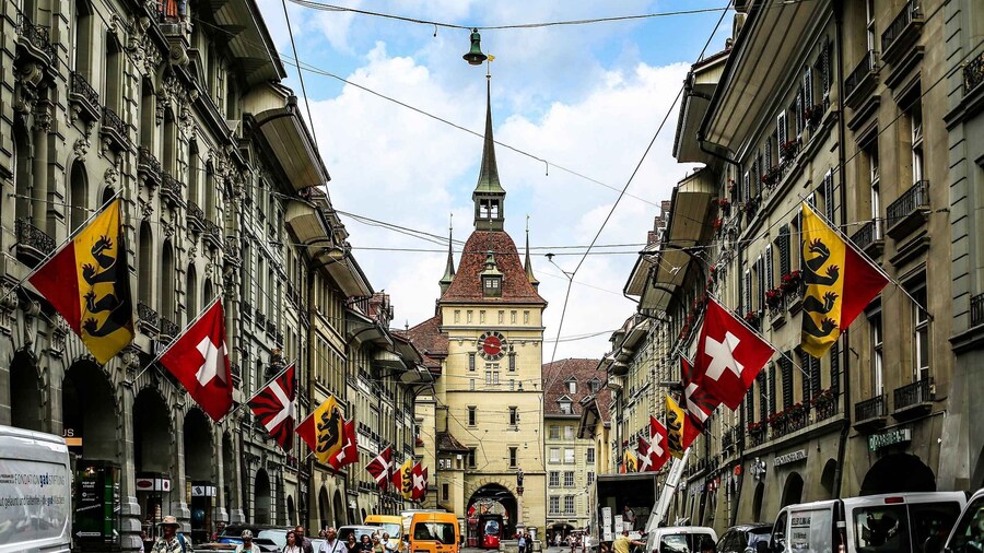 Bern Old Town - Private Historic Walking Tour